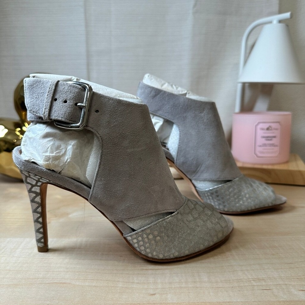 DONALD J PLINER Silver Suede‎ Snakeskin Peep Toe Heel Booties Size 6M - Picture 5 of 7